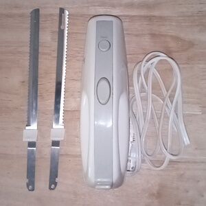 Electric Carving Knife